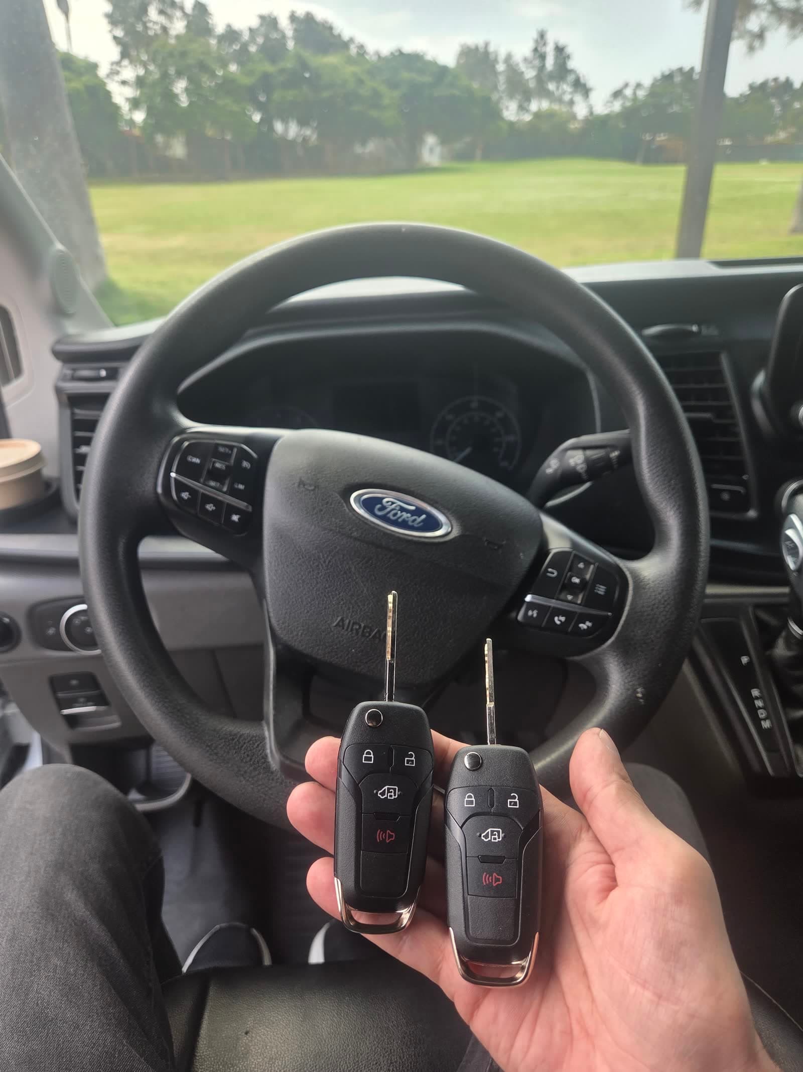 Emergency Ford Transit van key service in Los Angeles
